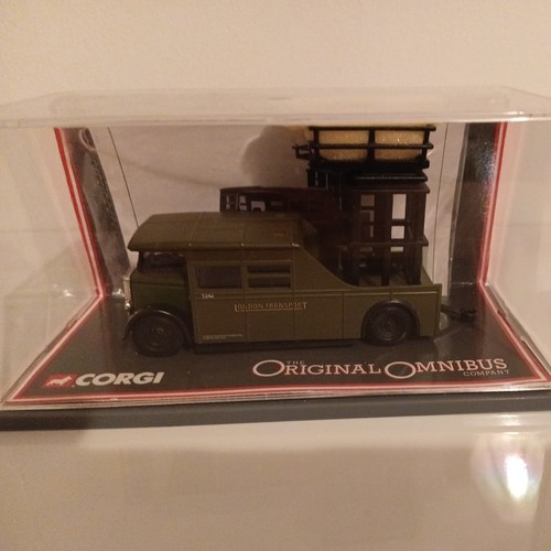Corgi scale 42102 aec - 1/76,