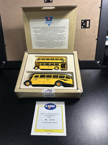 Corgi aec bus - corgi, set