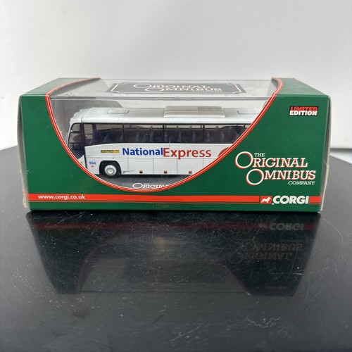 Corgi om46102 plaxton - om46102, panther