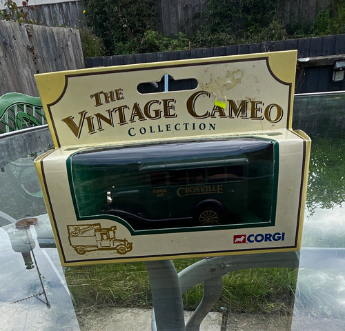 Corgi vintage cameo - corgi,