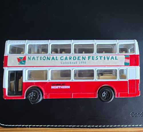 Corgi metrobus diecast - diecast, double
