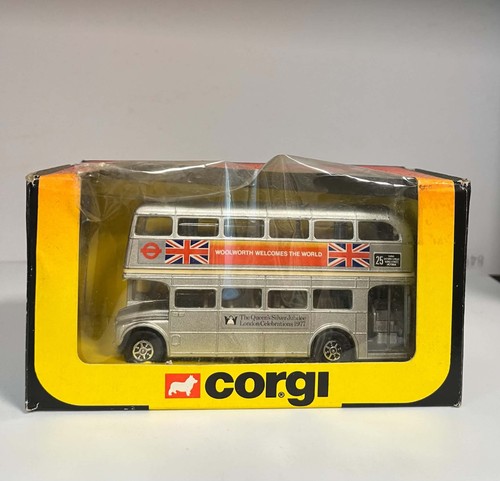 Corgi 1984 silver jubilee - silver,
